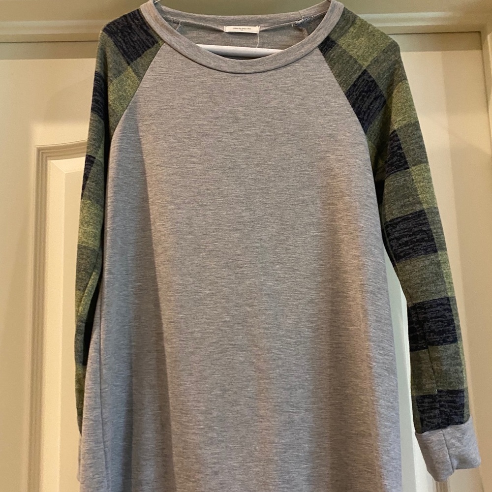 Boutique sweater